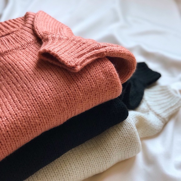 Meet The LUSH Sweater - Picture 8 of 8